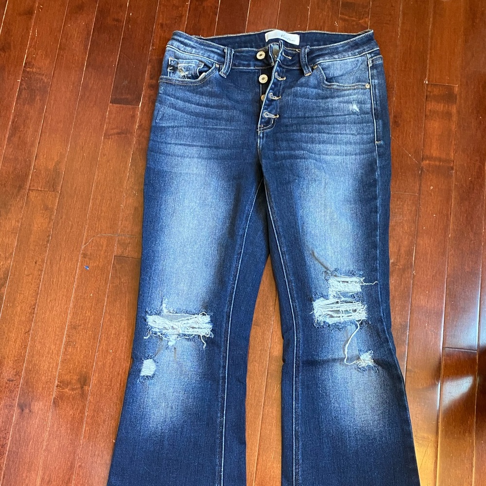 Stretchy destructed KanCan jeans